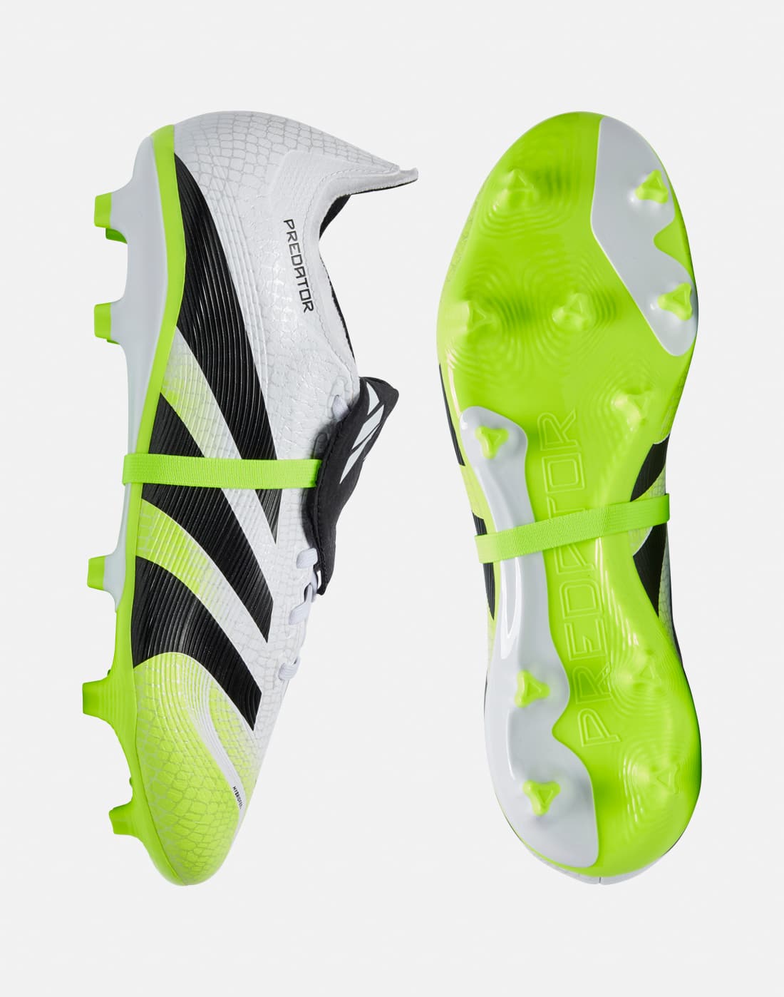 adidas Football Boots in White/Black for Adults Predator League Ft Firm Ground | Size 8