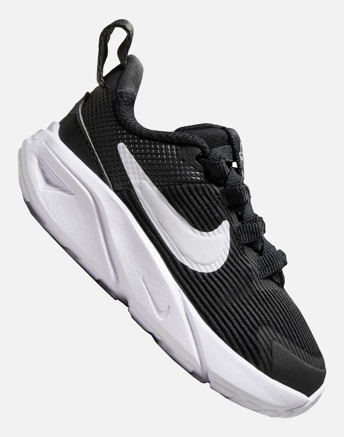 Nike Infant Star Runner 4 Shoes in Black/White | Rubber