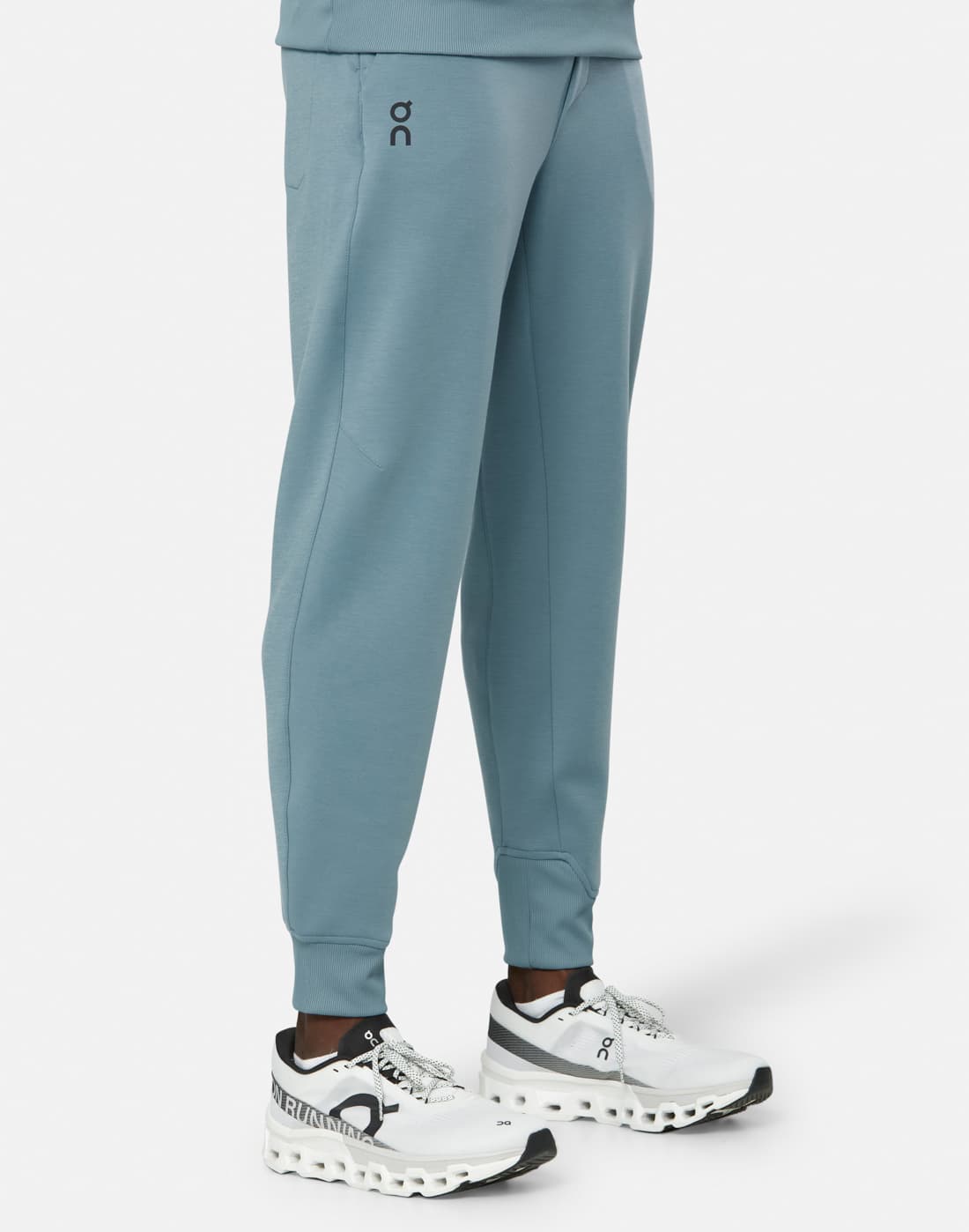 Men's On Performance Sweat Pant in Blue | Small | Fleece