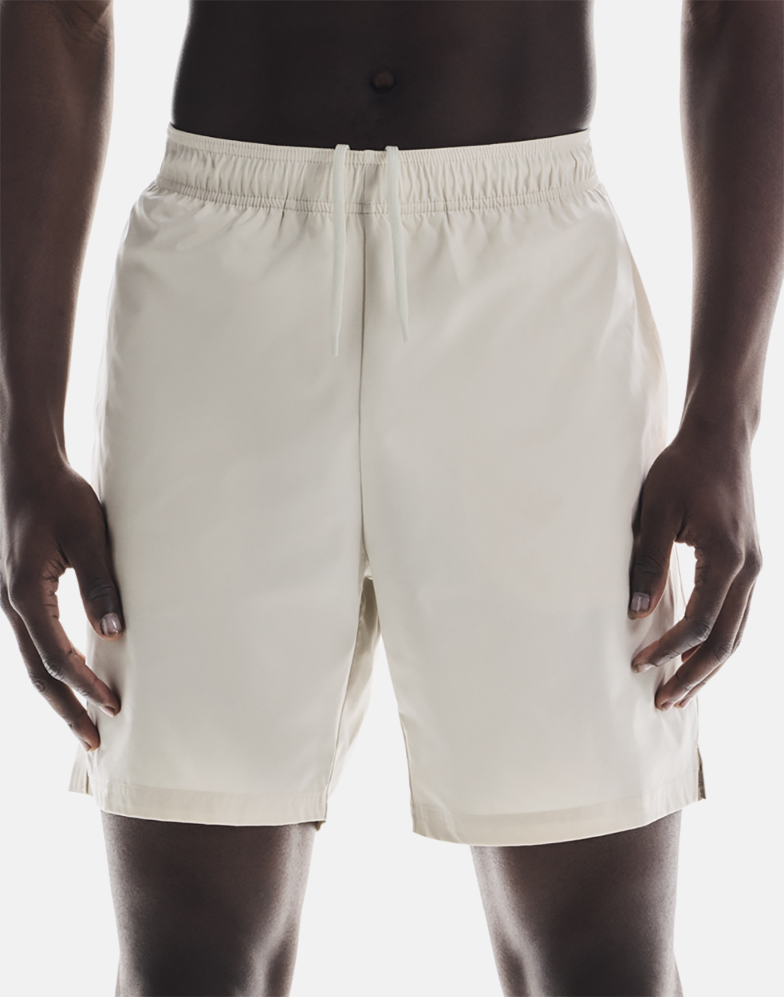 Men's On 7in Core Run Shorts in Cream | Small
