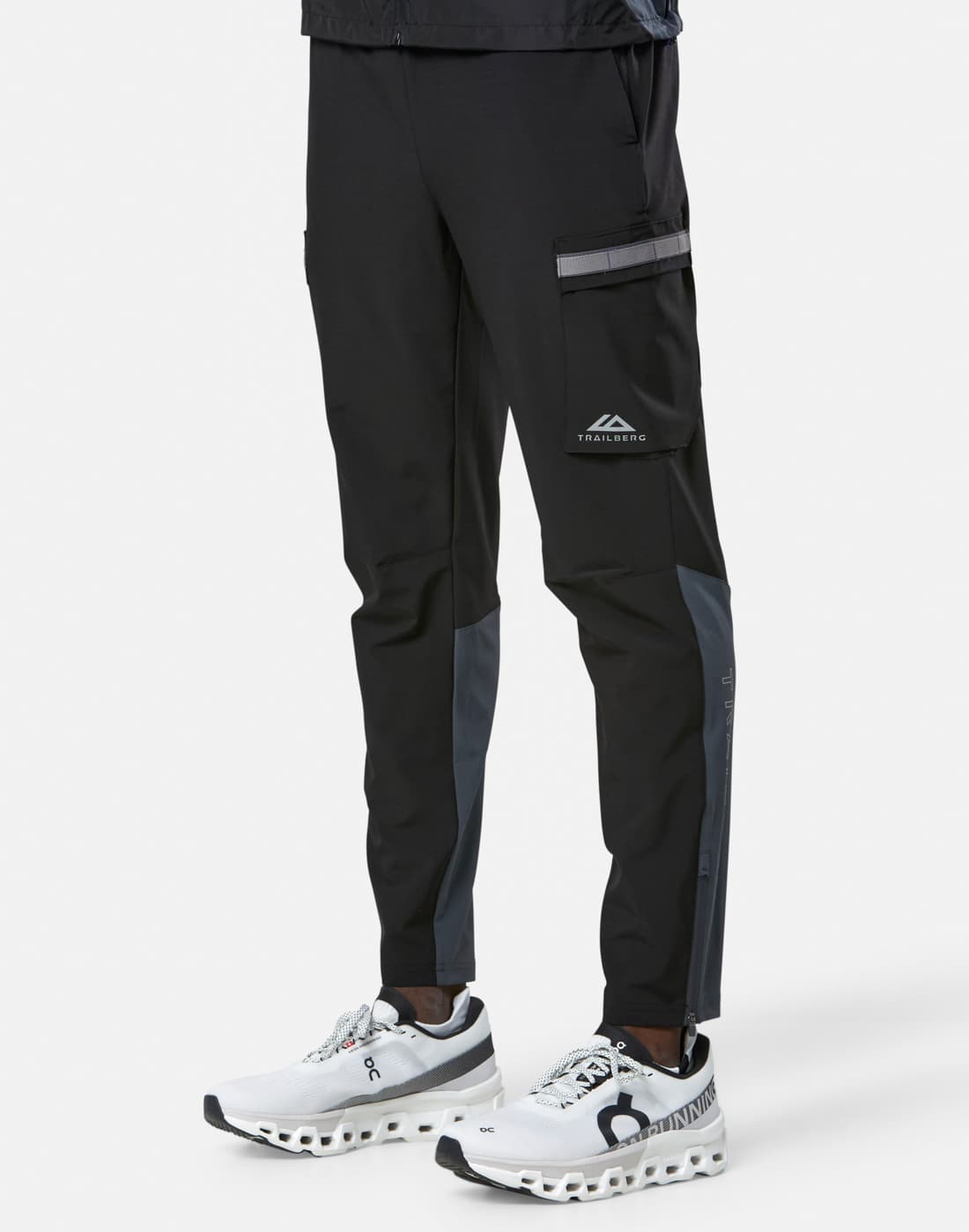 Men's Trailberg Triathlon Woven Pant in Black | Large