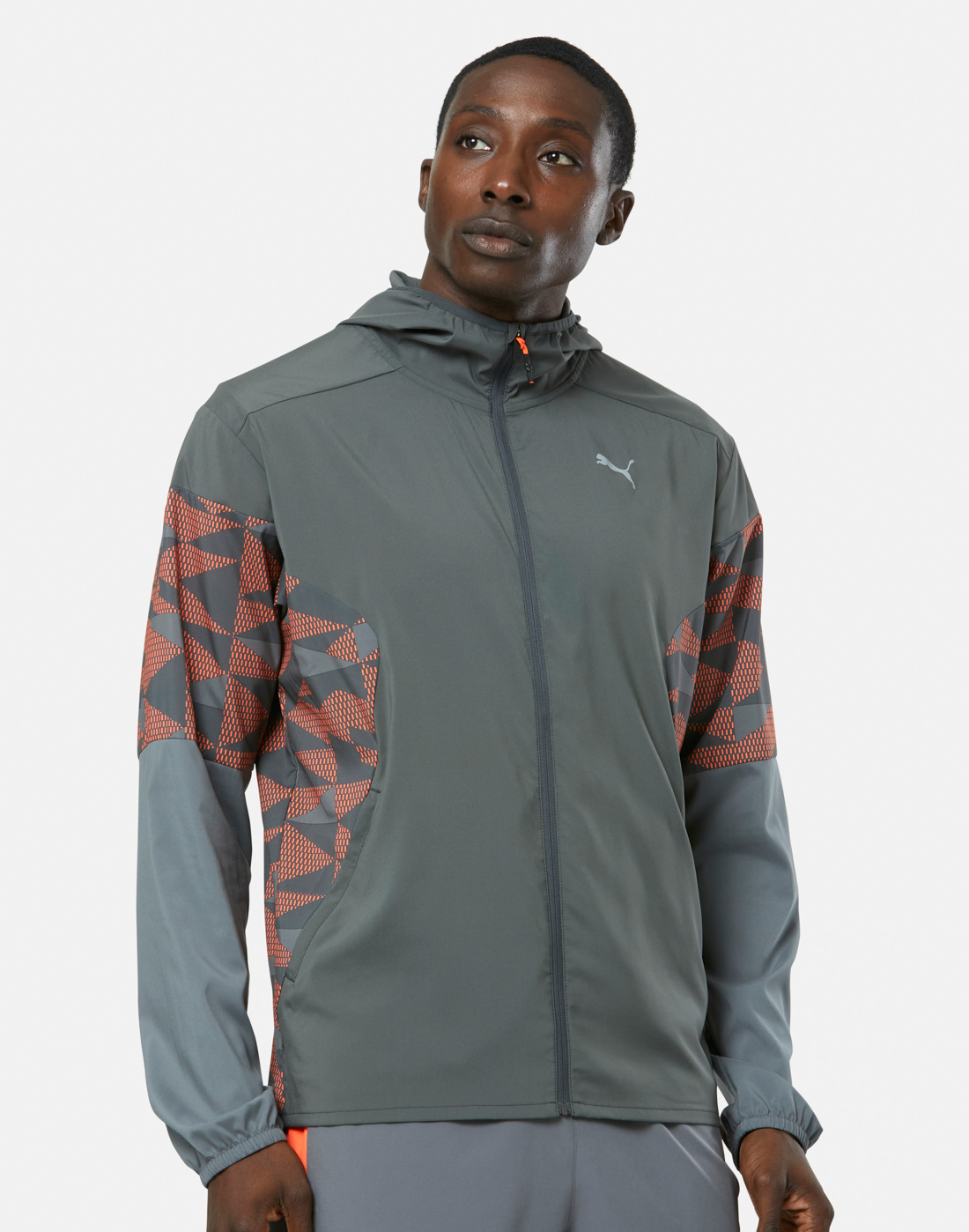 Men's Puma Speed Lightweight Woven Jacket in Black | Medium