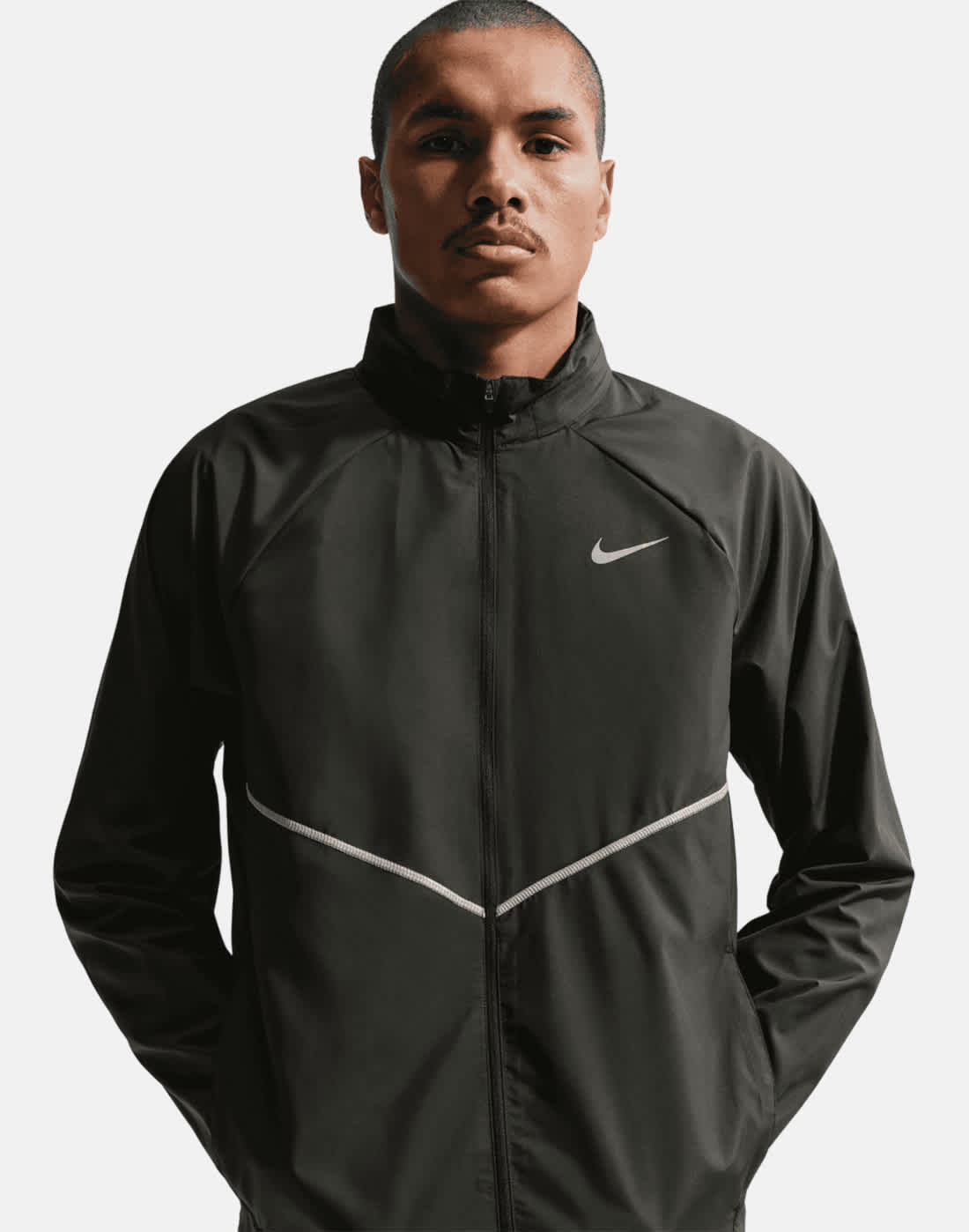 Men's Nike Repel Miler Run Jacket in Black/Silver | Small | Polyester
