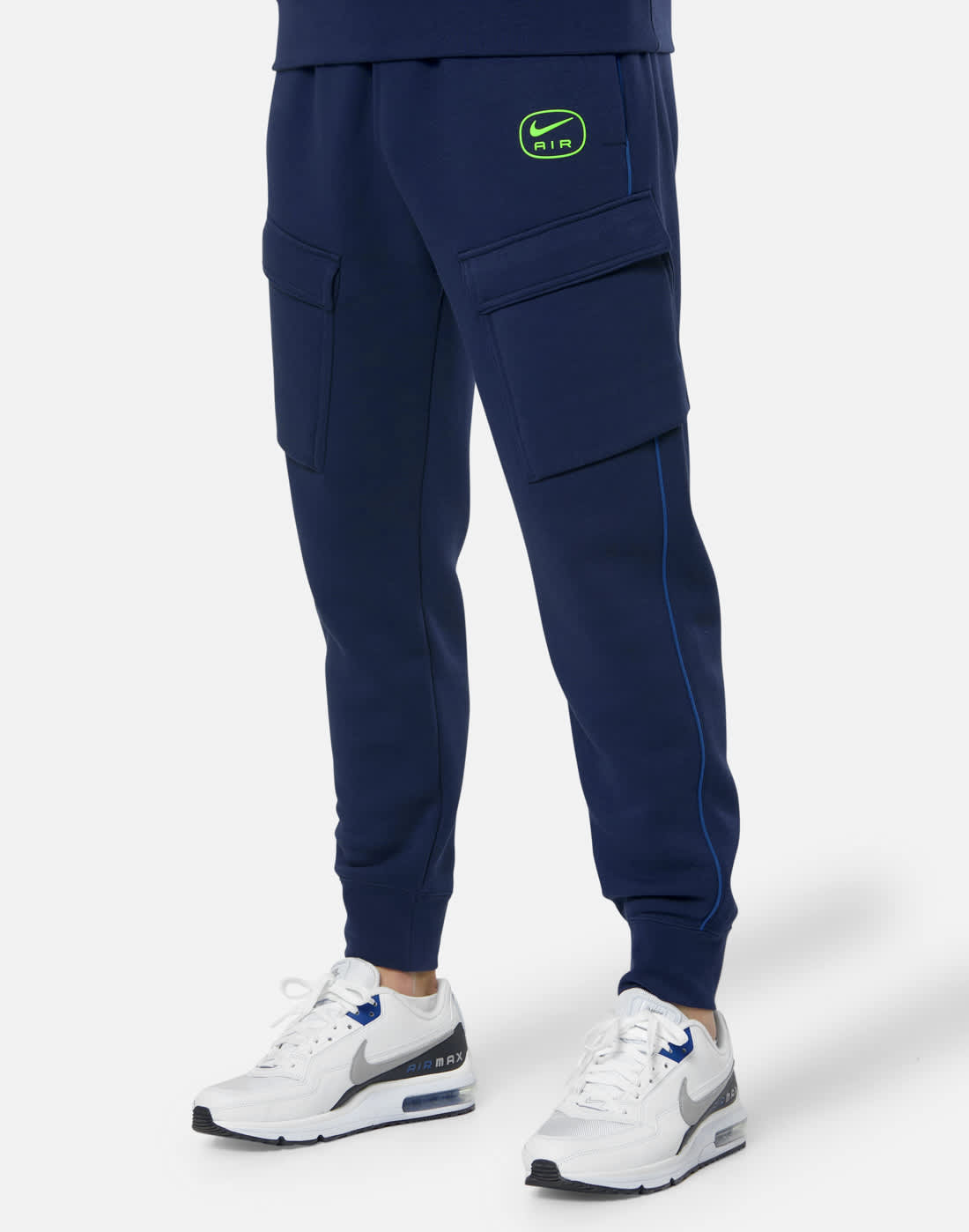 Men's Nike Swoosh Air Cargo Pants in Navy Blue | XS | Fleece