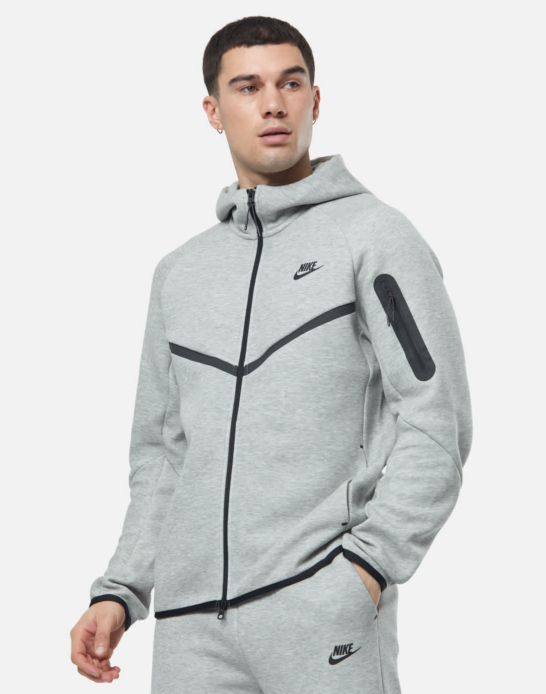 Men's Nike Tech Fleece Full Zip Hoodie in Grey/Black | Medium