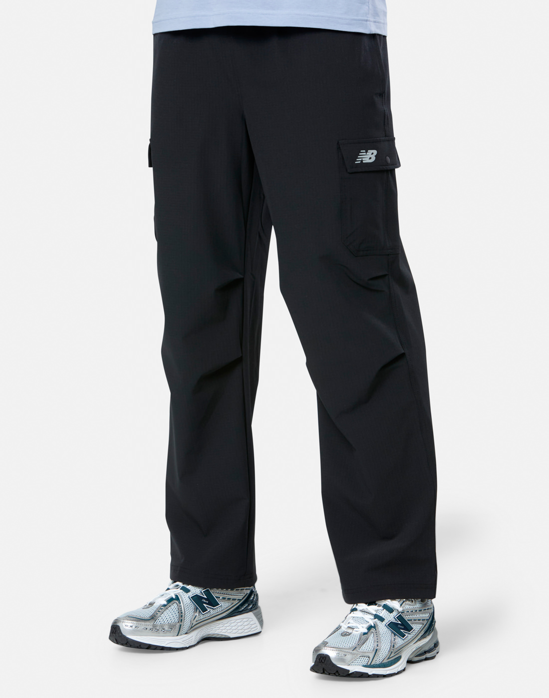 Men's New Balance Ripstop Cargo Pants in Black | Small