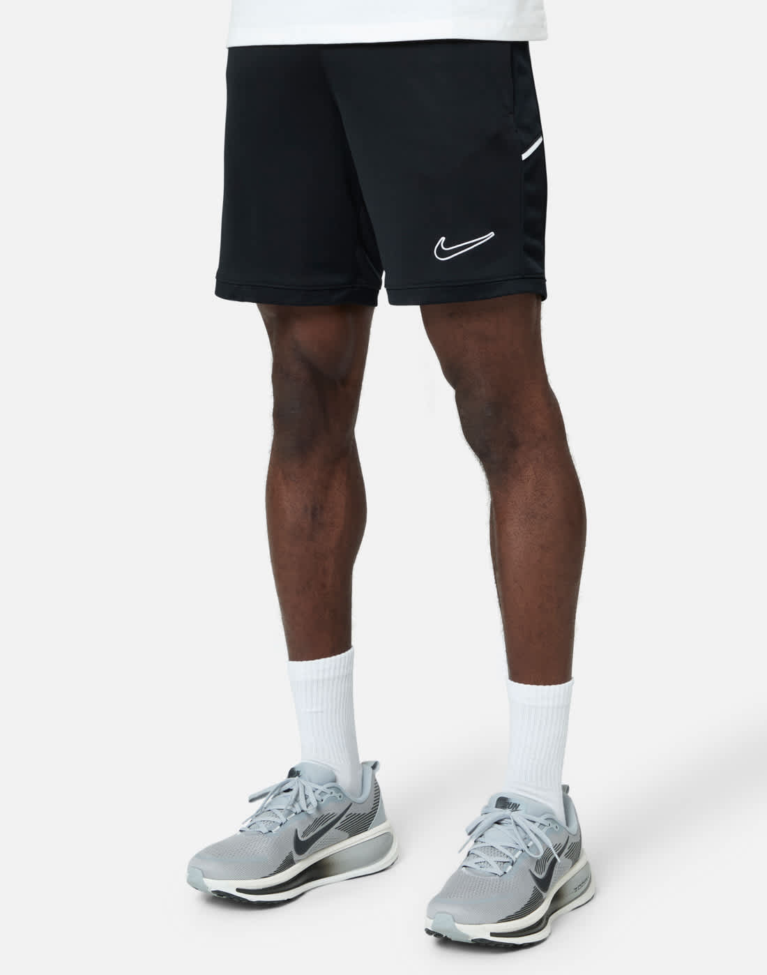 Men's Nike Adults Academy Training Shorts in Black | Large