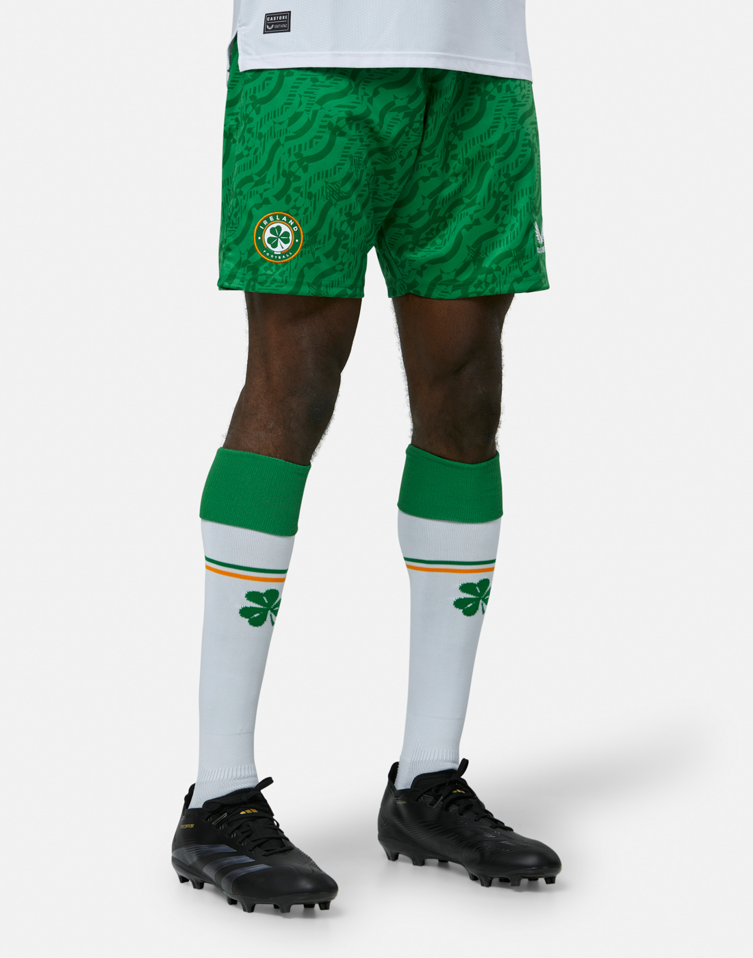 Men's Castore Adults Ireland Third Shorts in Green | Medium
