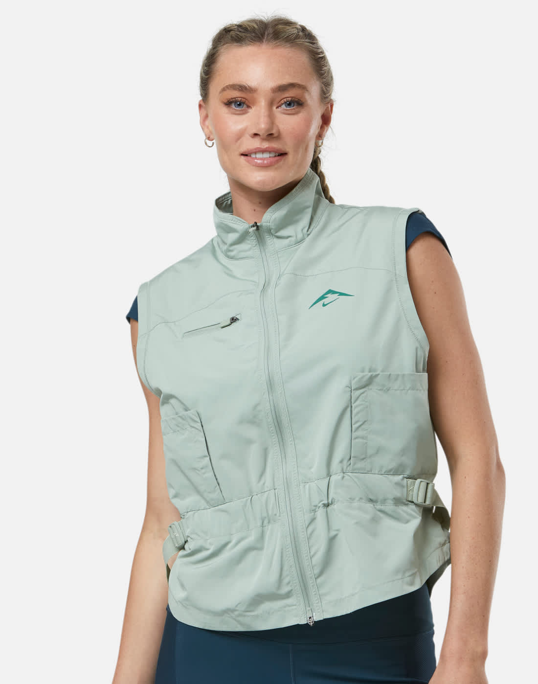 Women's Nike Trail Repel Vest Wh in Green
