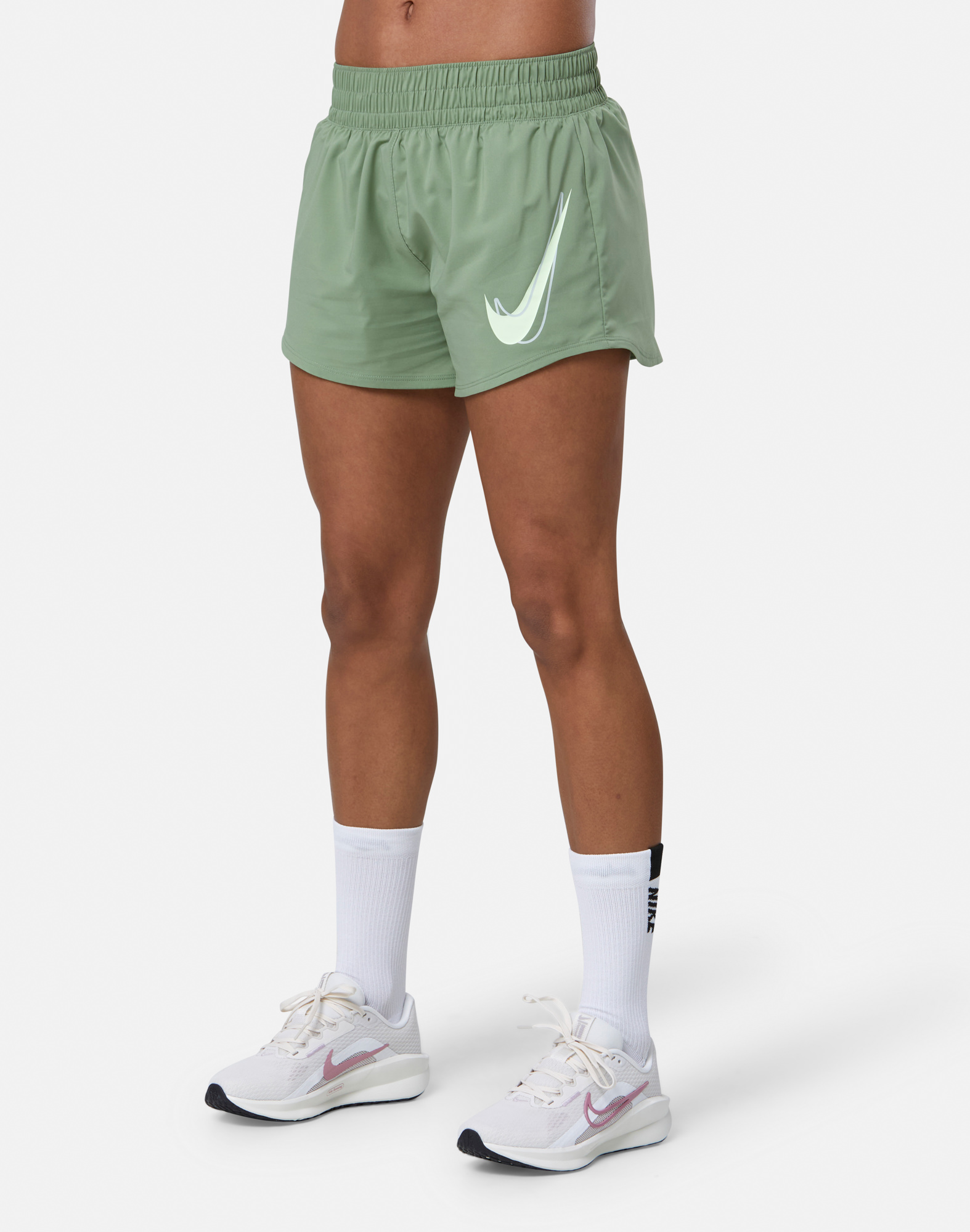 Women's Nike One Swoosh Shorts in Green | XS | Polyester