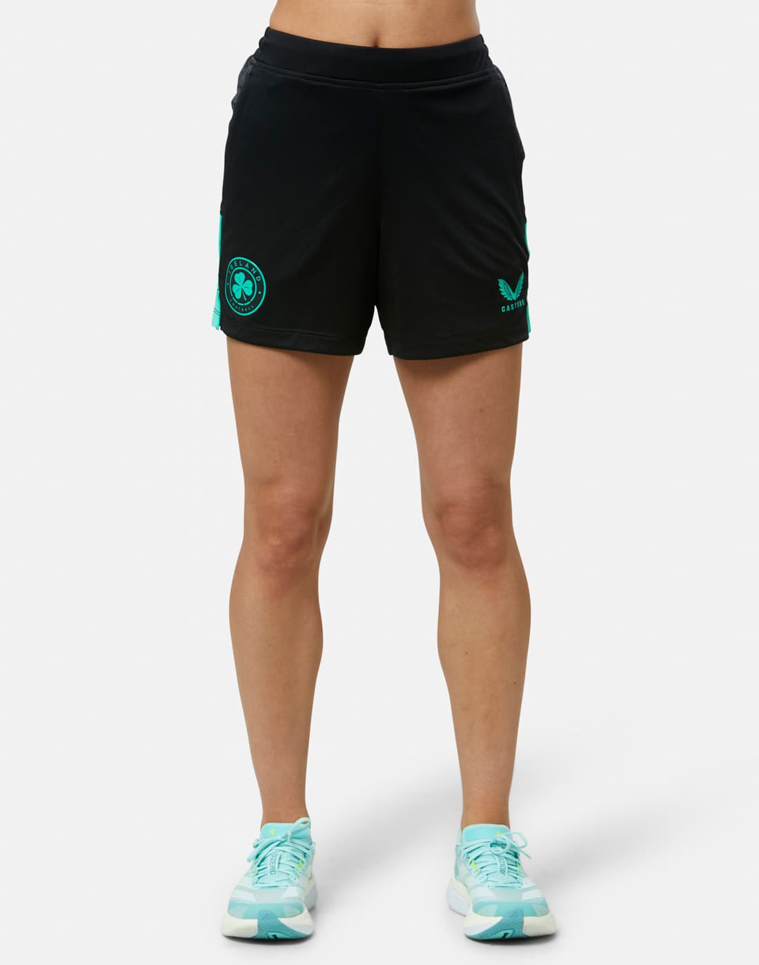 Women's Castore Performance Ireland Knit Shorts in Black | Large