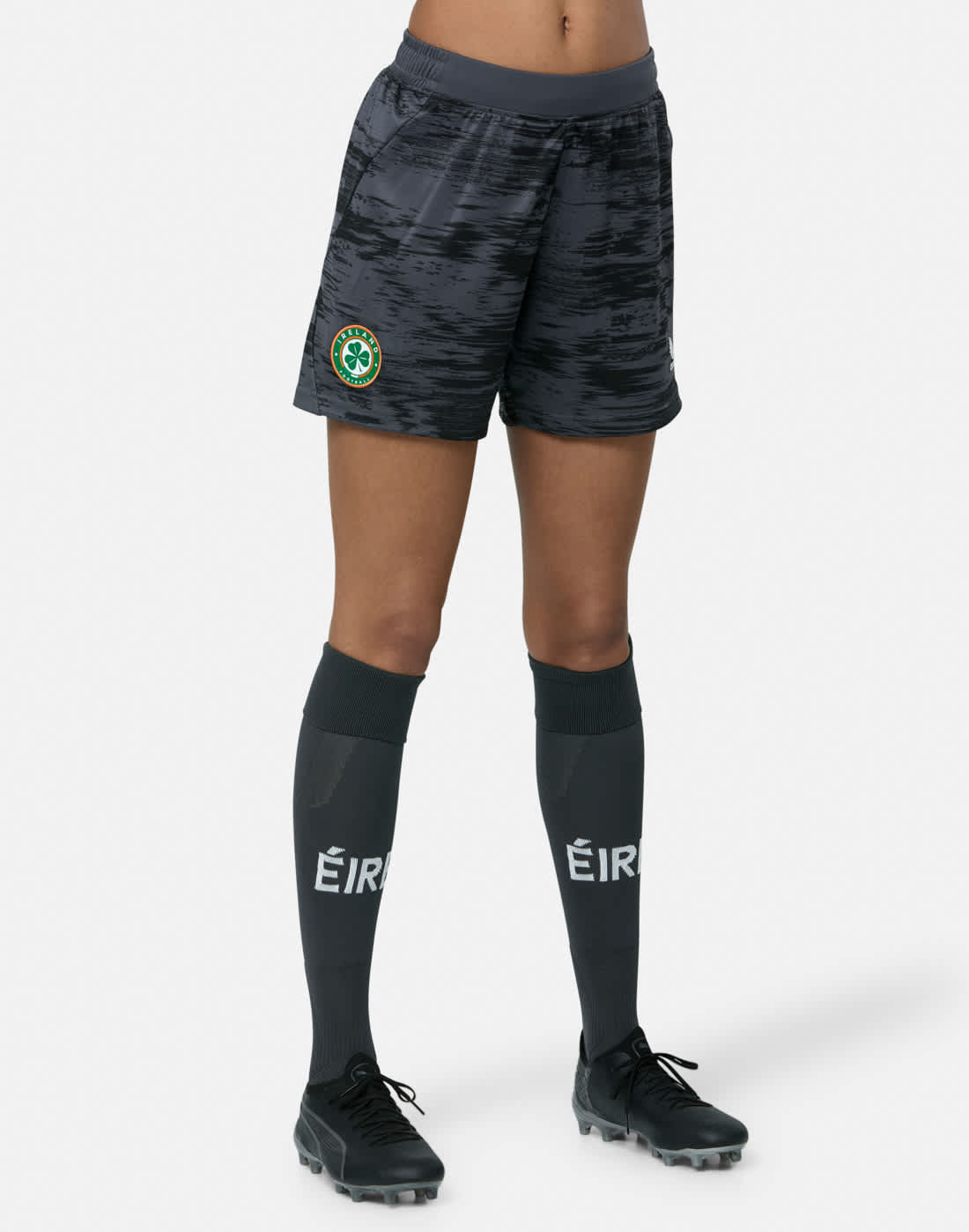 Women's Castore Ireland Third Goalkeeper Shorts 26 in Grey | Size 14