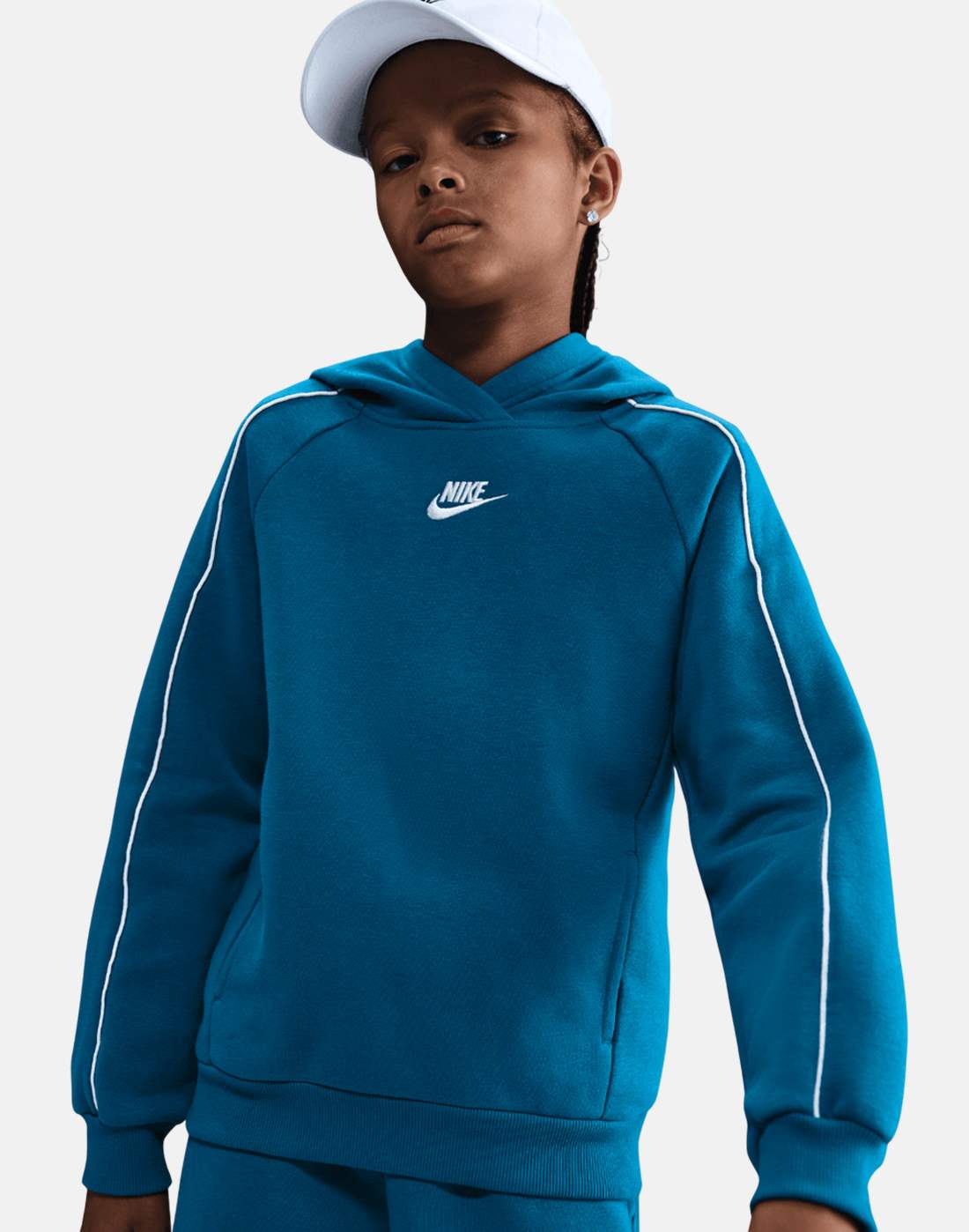Nike Older Kids Club Fleece Tracksuit in Blue/White | Large