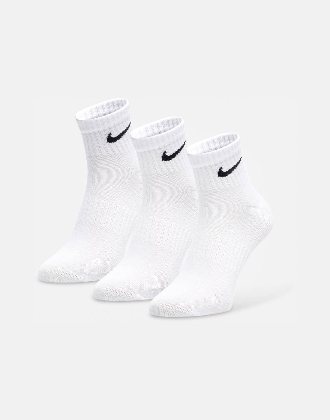 Nike Everyday Ankle 3-Pack Socks in White/Black