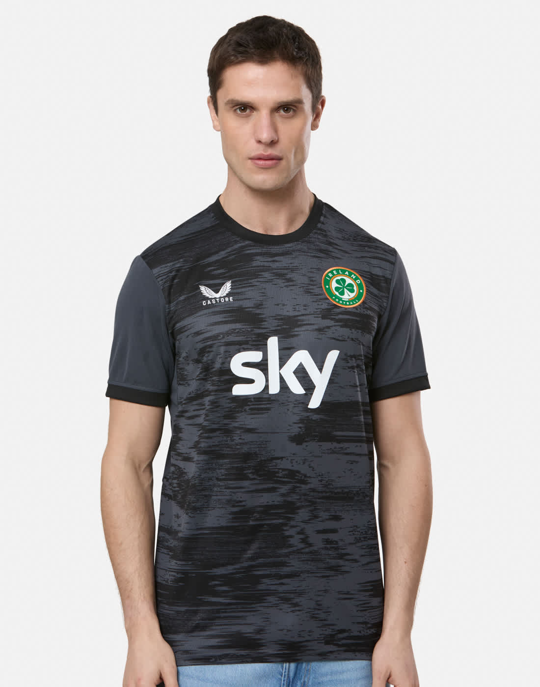 Adults Ireland Third Goalkeeper Replica Jersey 26