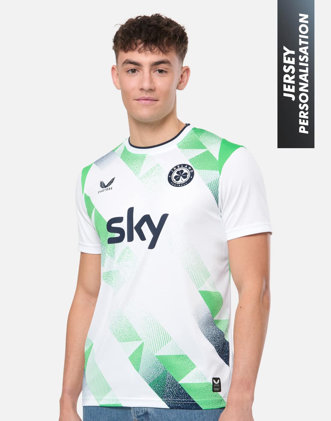 Adults Ireland Away Replica Jersey 26