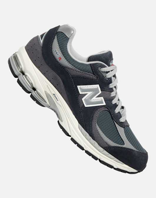 Mens 2002R Trainers