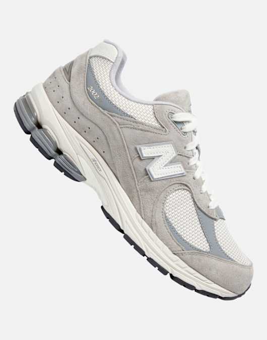 Adults 2002R Trainers