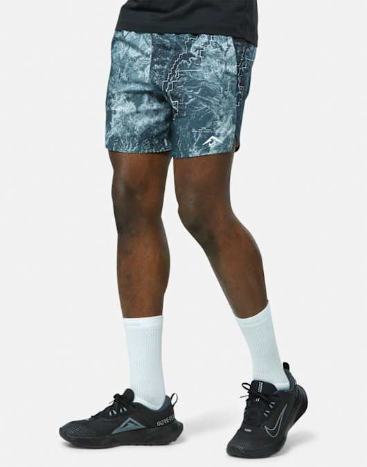 Mens Trail Stride 7 Inch Shorts