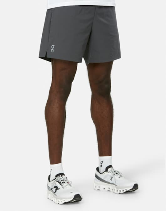 Mens 7 Inch Core Run Short