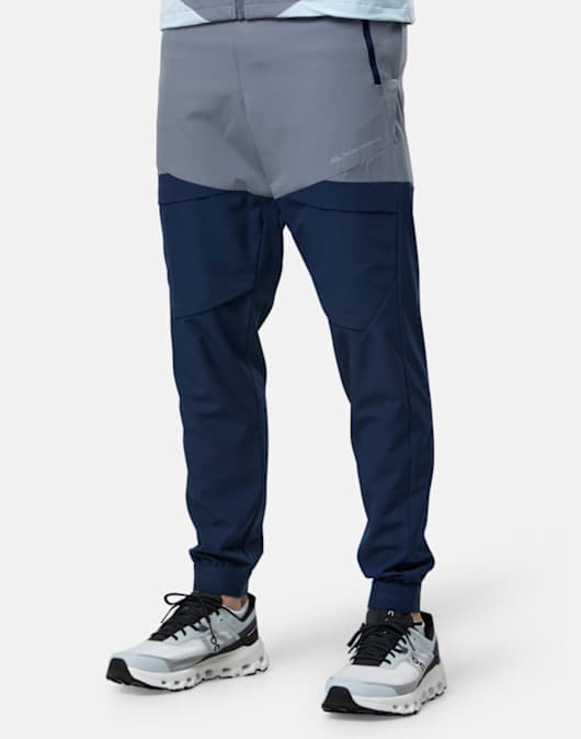 Mens Vault Woven Running Pant