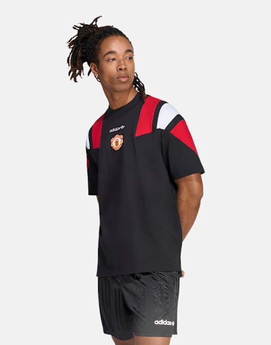 Adults Manchester United OG2 T Shirt