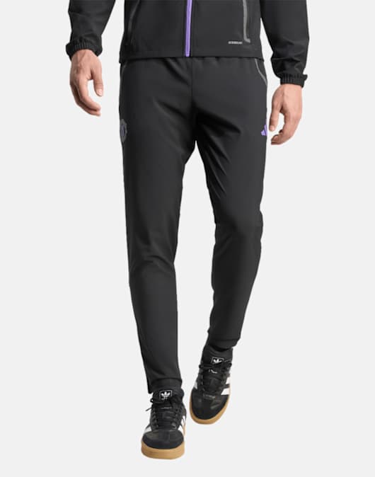 Adults Manchester United V-Tech Track Pant