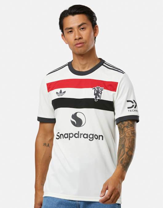 Adults Manchester United 24/25 Third Jersey