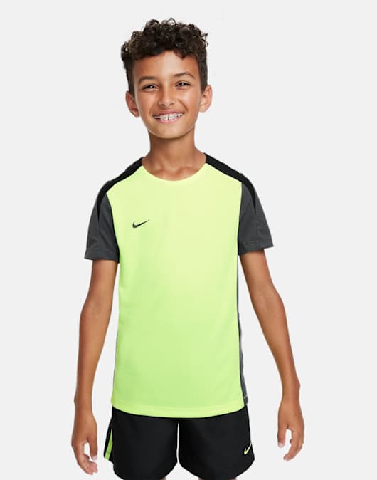 Older Kids Strike Drill Jersey