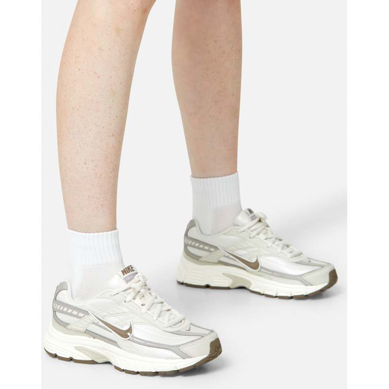 ★大人気★ WMNS NIKE INITIATOR - GEL Nike Initiator Women's Shoes. Nike.com
