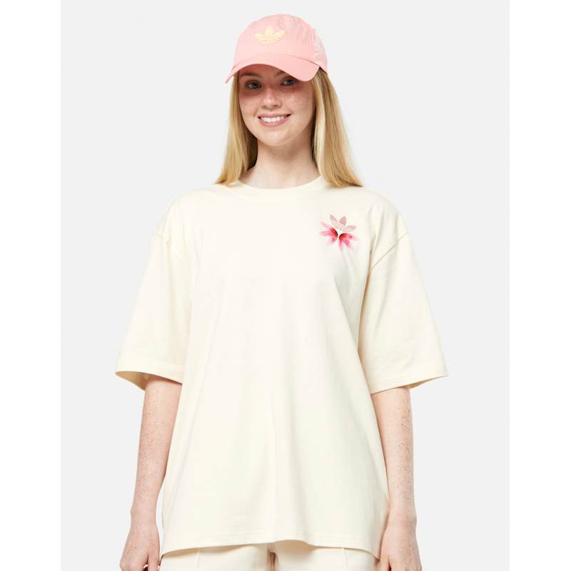 adidas Originals Womens Graphic T-Shirt Cream Life Style Sports IE