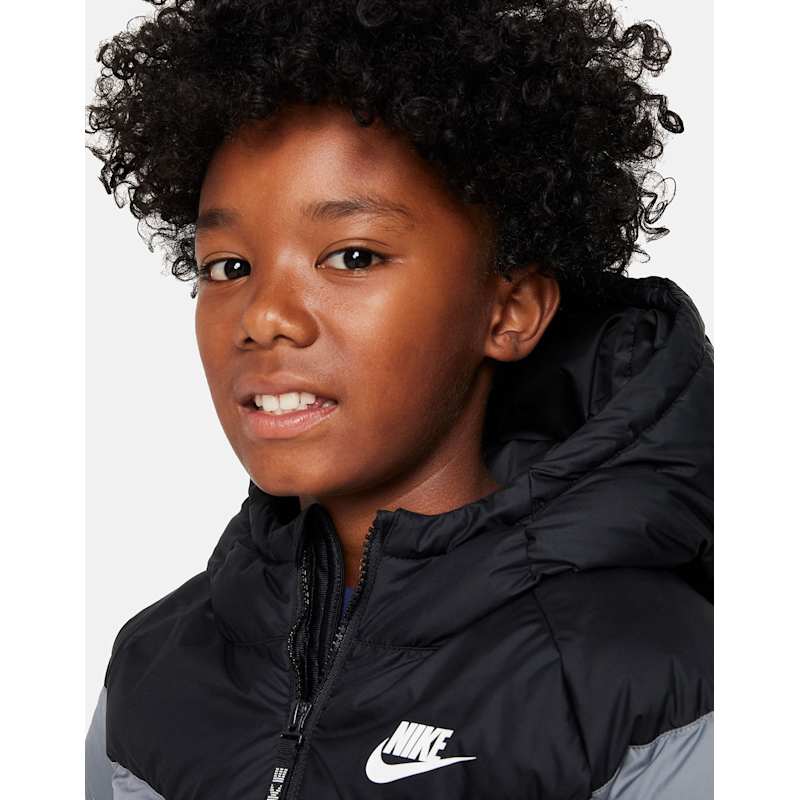 Nike Older Kids Synthetic Fill Jacket Black Life Style Sports EU